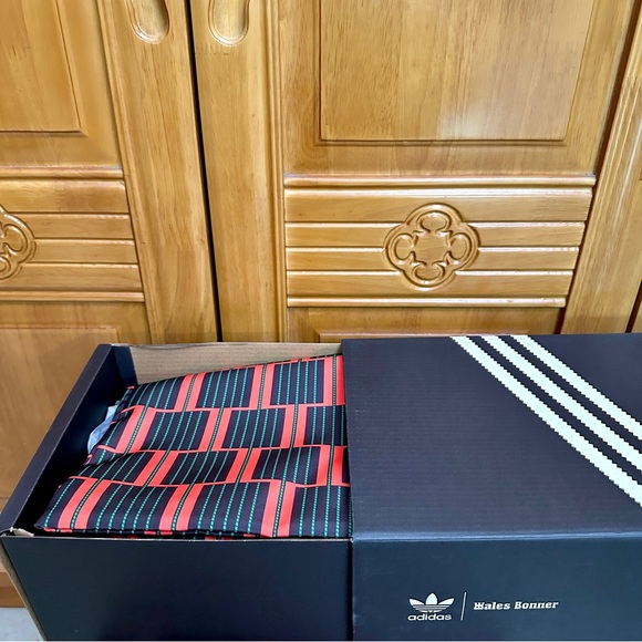 TRENDING: NWOT Adidas Samba Pony Tonal Unisex Sneakers - Picture 5 of 5